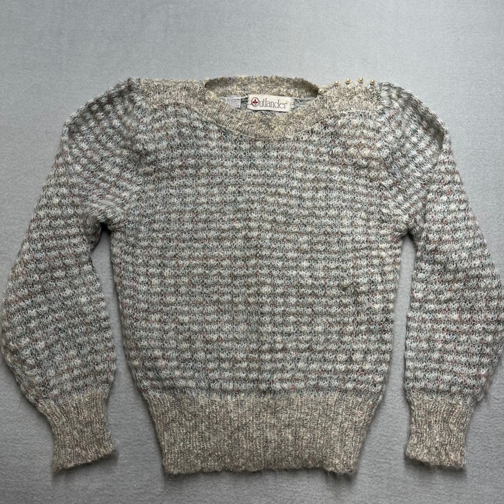 Vintage Outlander Women's Sparkle Knit Sweater Pearl Button Shoulder Pullover‎